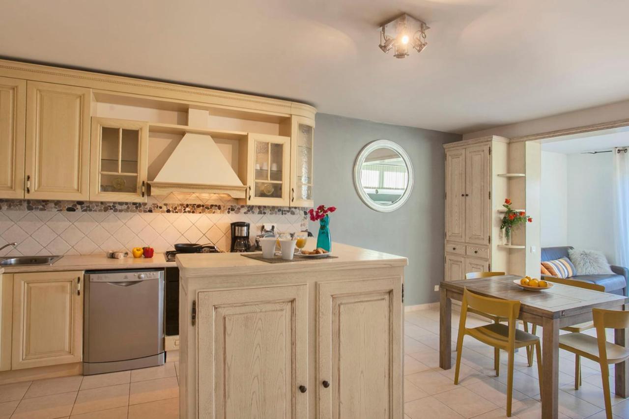 Mare Location Avec Jardin Vue Et Montagne Et Port à 2 Pas Appartement *