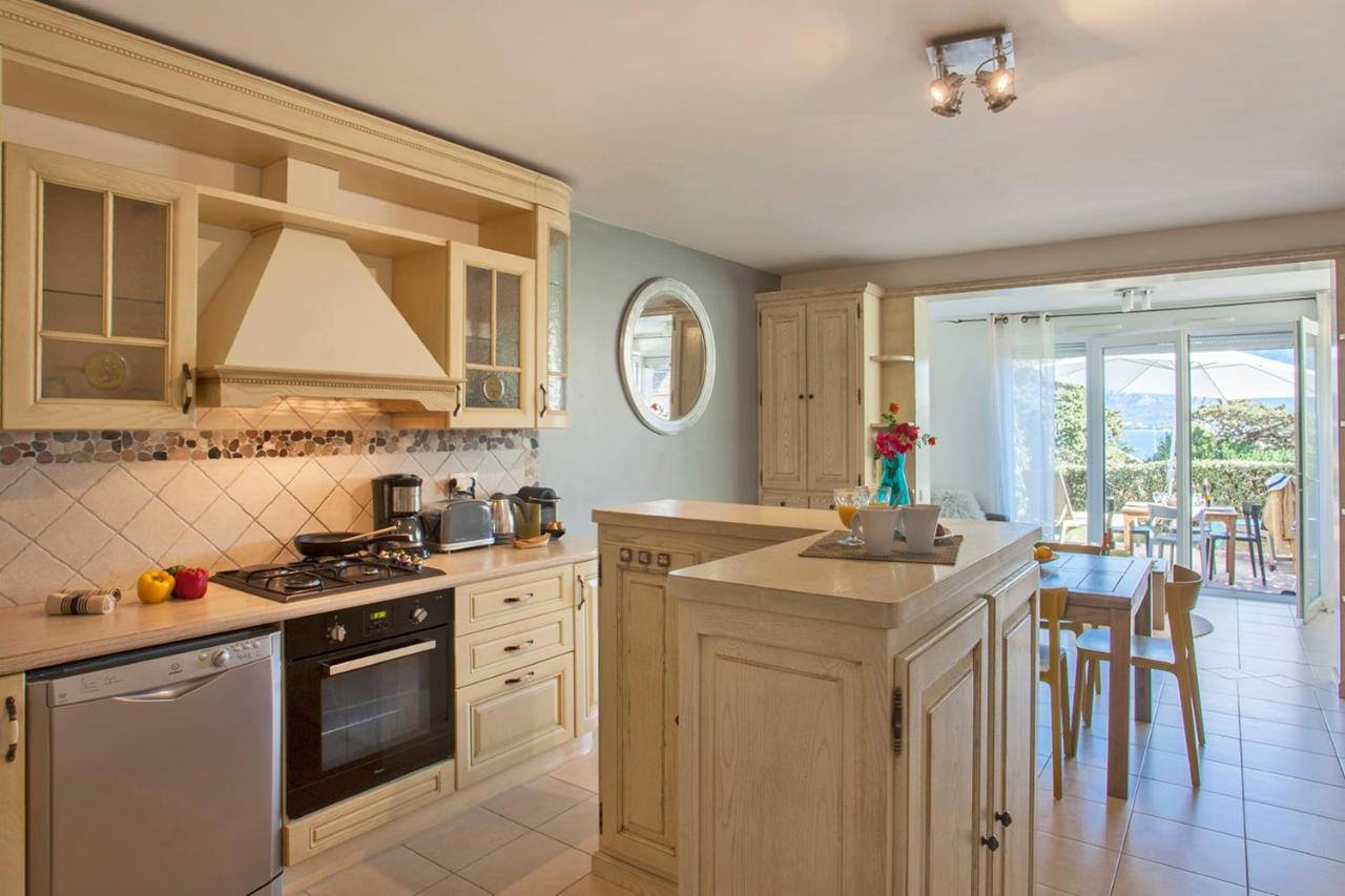 Appartement Mare Location Avec Jardin Vue Et Montagne Et Port à 2 Pas *